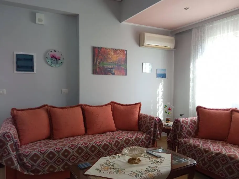 Sunny Apartment 2 Saranda